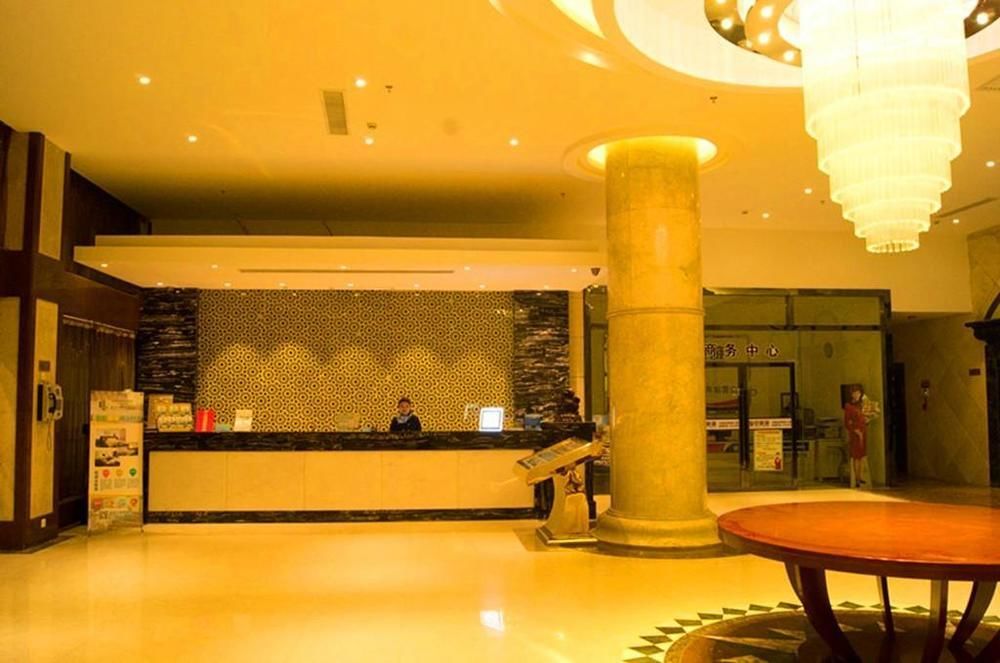New Zhongxun Business Hotel Yueyang Extérieur photo