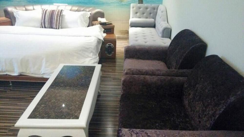 New Zhongxun Business Hotel Yueyang Extérieur photo