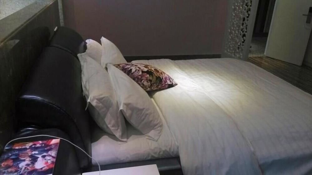 New Zhongxun Business Hotel Yueyang Extérieur photo